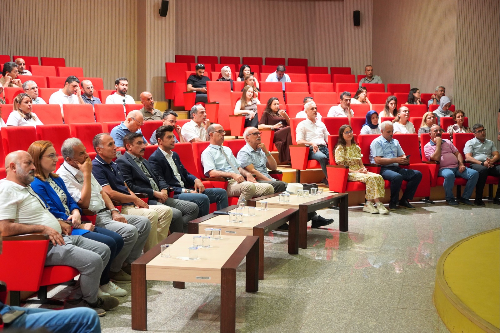 Üniversitemizde "Rehber Öğretmenlerle Bilgilendirme ve İş Birliği Toplantısı" Gerçekleştirildi